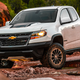 Illustration for article titled The 2021 Chevrolet Colorado ZR2 Gets A Mean New Face And A Cool Old-School Tailgate